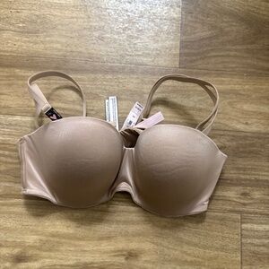Victoria secret body strapless bra